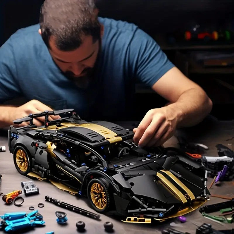 🚗 Set de Bloques de Construcción Auto Deportivo Negro y Dorado – 1300 Piezas